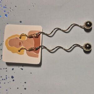 Elegant Gold Wave Ball Earrings